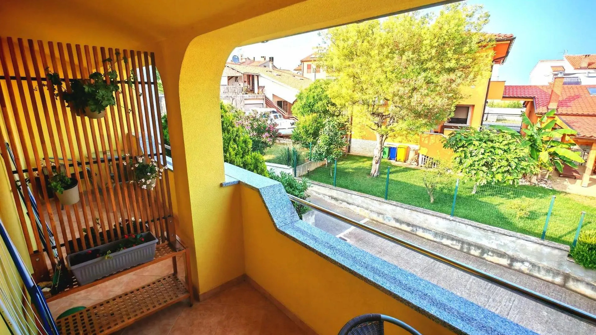 Guest House Mia Vinkuran 0*,  Croatia